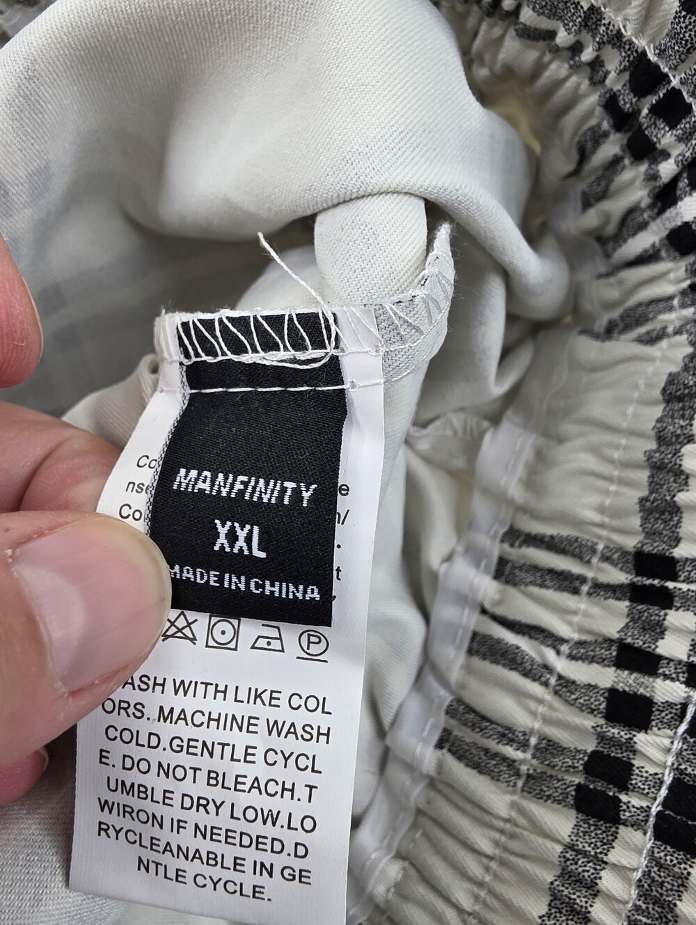 Shein Manfinity Men's White Plaid Cargo Joggers with Black Grid Size XXL B-3958 - Picture 6 of 10